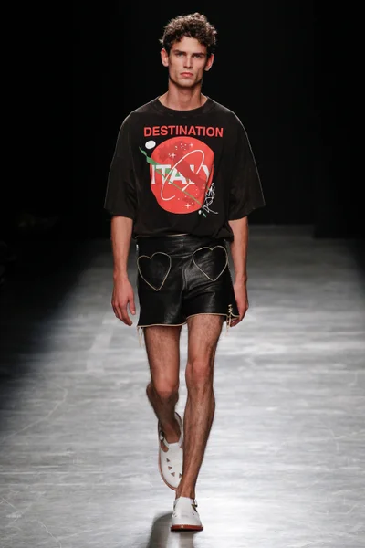 Look 9